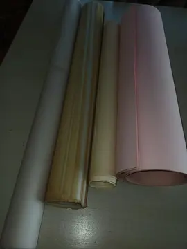 Lot de rouleaux papier calque, millimétré et buvard