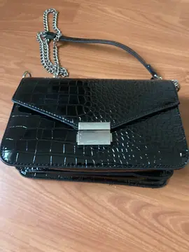 sac à main bandoulière imitation crocodile noir