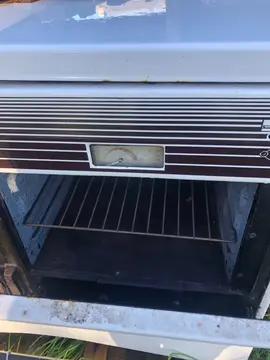 donne cuisinière à bois Godin