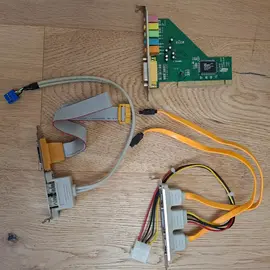 Cartes arrière tour PC ordinateur