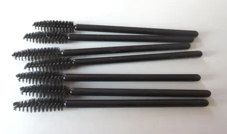 LOT SEPT PETITS GOUPILLONS POSE MASCARA NEUFS