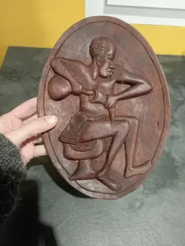 tableau en bois sculpté africain