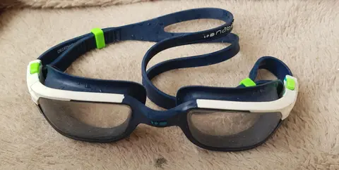 Lunettes de piscine