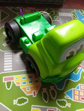 Camion pour monter dessus (moins de 4 ans) ou à tirer