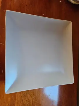 assiettes carré gris