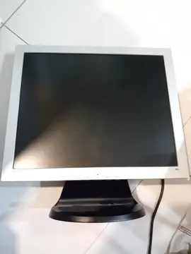 ecran pc pour pièces ou bricoleur