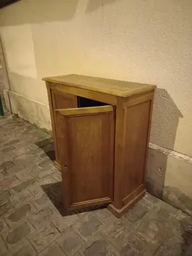 placard bas en bois massif