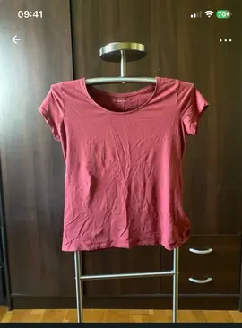 t shirt rouge