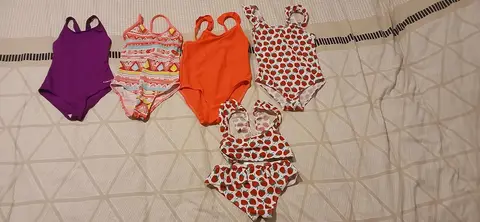 Lot de maillots de bain fille 5-6 ans