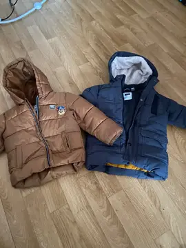 2 manteaux okaidi et GEMO 4 ans