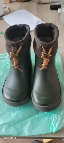 bottes 👢 de pluie ☔️ ou neige 🌨