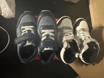 chaussures enfant très bon état taille 23