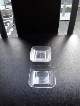 6 mini coupelles carrées coins arrondis