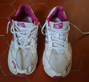 Baskets femme multi sport T38