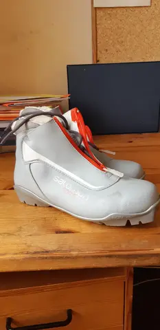 Chaussures de ski de fond
