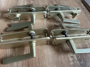 lot de 4 poignees de porte