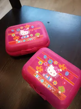 boite a goûter hello Kitty tupperware