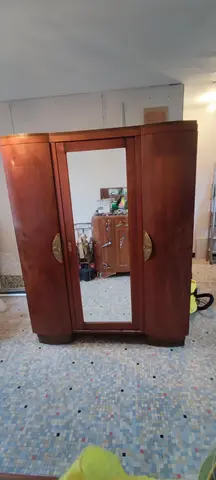 armoire en bois