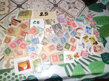 lot timbres monde 25