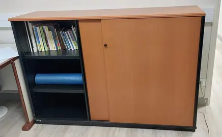 Meuble en bois et métal