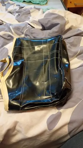 sac a main en cuir noir