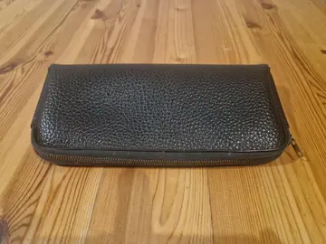 Trousse en faux cuir