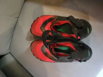 chaussures aquatiques