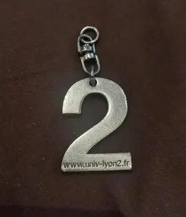 Porte-clef chiffre 2