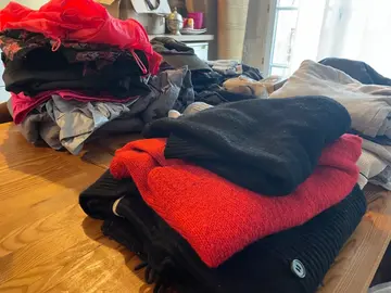 lot vêtements et chaussures femme