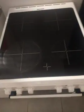 cuisinière plaque vitrocéramique