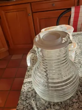 caraffe avec réservoir interne et couvercle