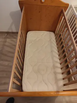 Lit bébé avec matelas