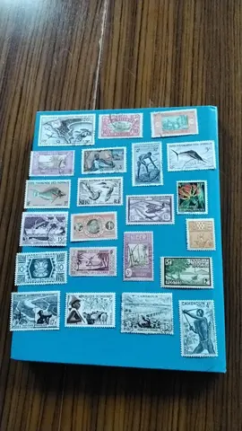 donne timbres 1lot par envoie