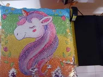 coussin sequin licorne