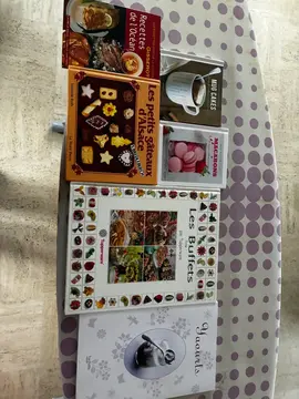 lot de livres de cuisine
