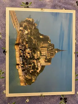 sous verre mt st Michel 24x30 cm.