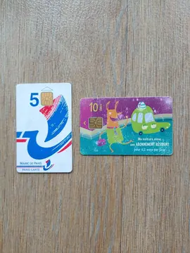 lot de 2 anciennes cartes de stationnement Mairie de Paris