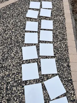 carreaux de faience blancs de 20x20