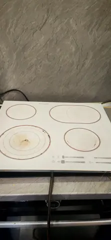 Plaque de cuisson vitrocéramique