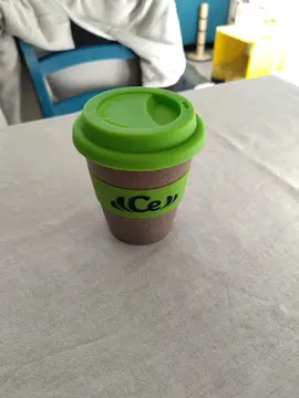 Mug en plastique et silicone