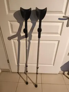 Béquilles réglables