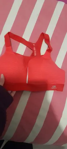 brassière sport taille M casi neuve