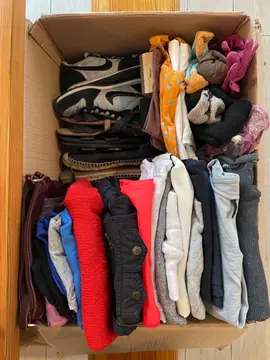 Lot de vêtements de la taille 34 à 38, chaussures 38,39,41