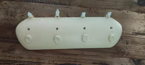 Étendoir mural rétractable