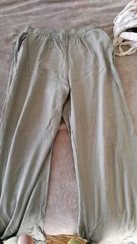 3 pantalons en 38 et 36