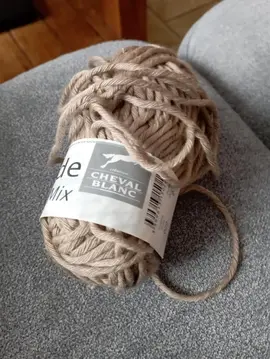 Pelote acrylique et coton