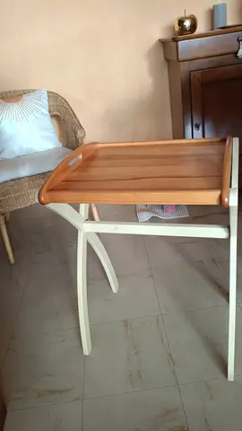 Desserte avec plateau amovible 40 x 46cm