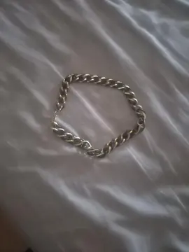 collier maille noir doté