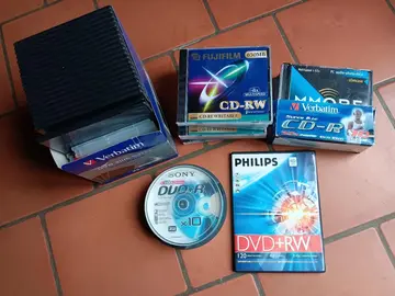 lot de cd et dvd enregistrables