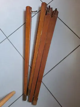 TABLE DE SALLE A MANGER EN BOIS